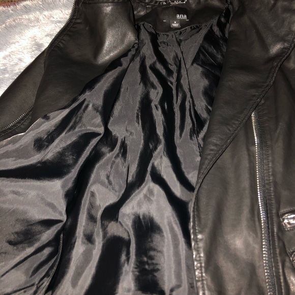 Jacket 🔥 - Picture 7 of 7